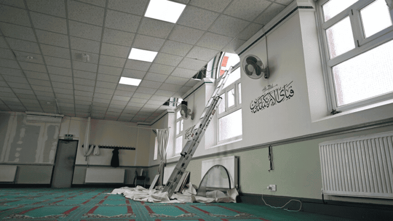 İngiltere Cami Saldırıları