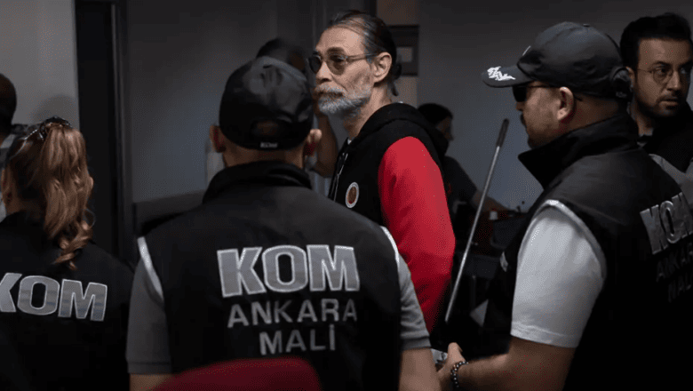 Görevden uzaklaştırılmıştı.