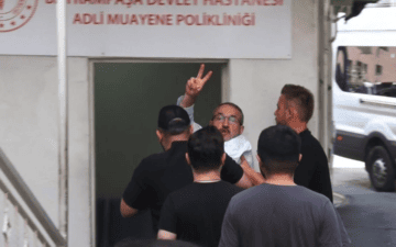 Şirin Öcalan sloganı