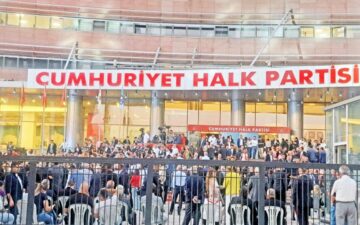 Cumhuriyet ve Demokrasi