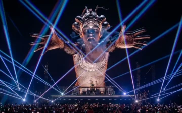 Satanist ritüel gösterisi